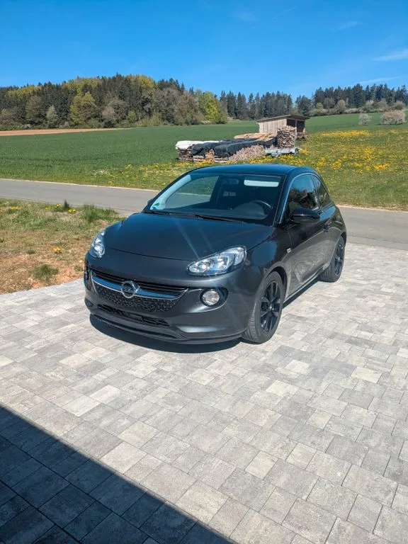 Opel Adam