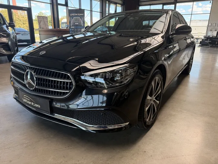 Mercedes-Benz E 300