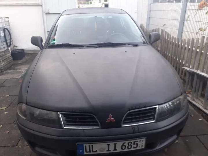 Mitsubishi Carisma