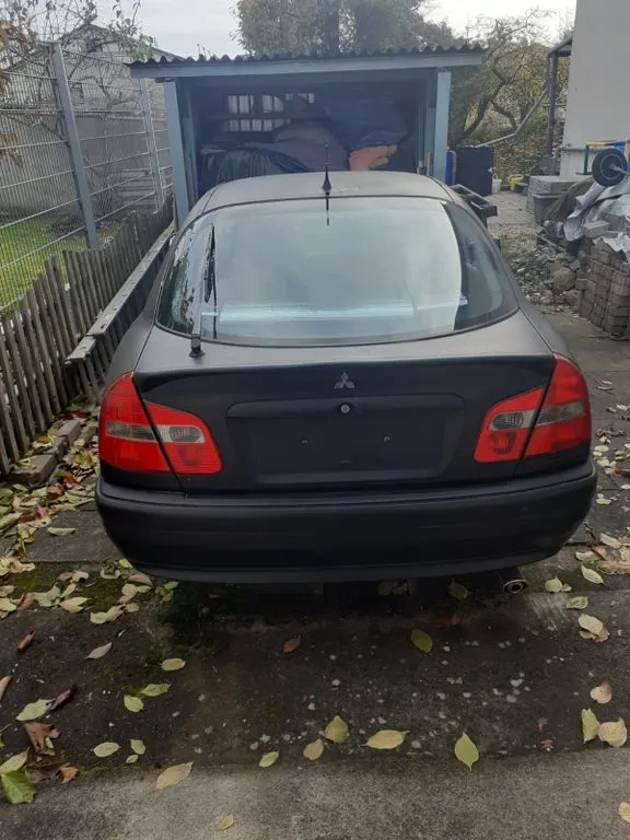 Mitsubishi Carisma