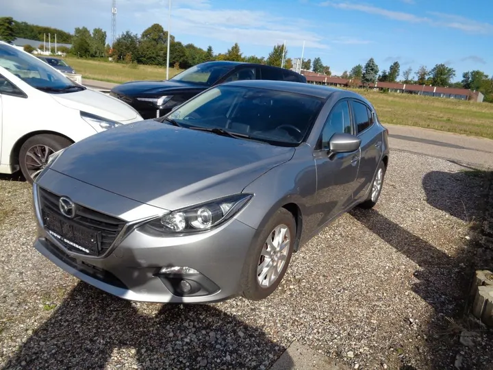 Mazda 3