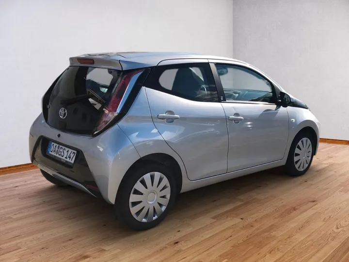 Toyota Aygo (X)