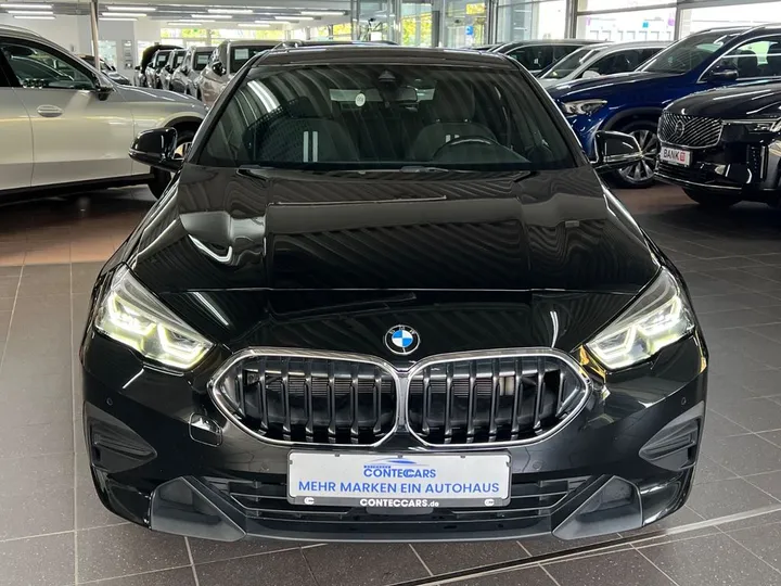 BMW 216