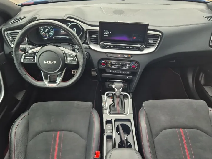 Kia pro cee'd / ProCeed