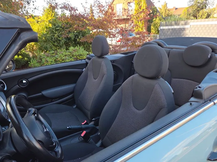 MINI One Cabrio