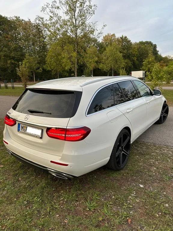 Mercedes-Benz E 250