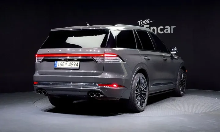 Lincoln Aviator