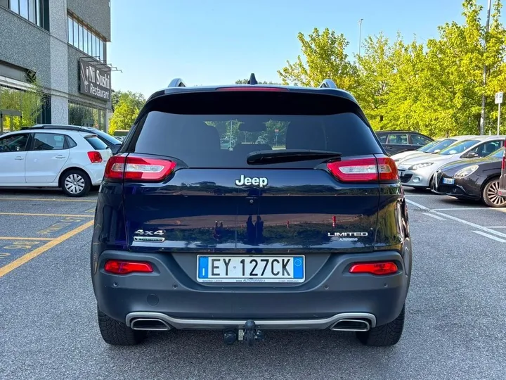 Jeep Cherokee