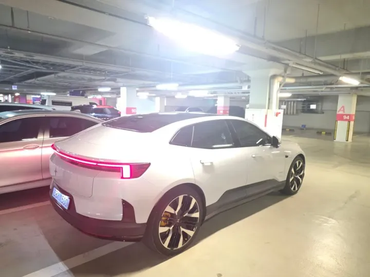 Polestar Polestar 4