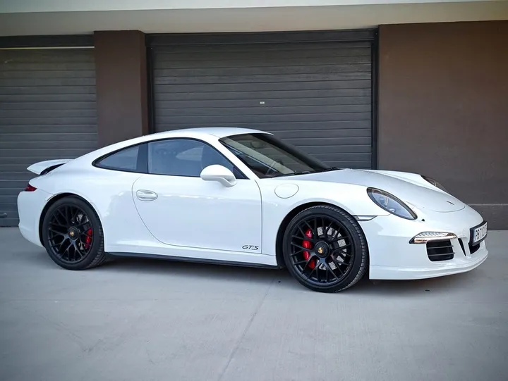 Porsche 911