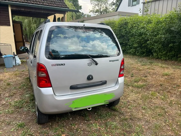 Suzuki Wagon R+