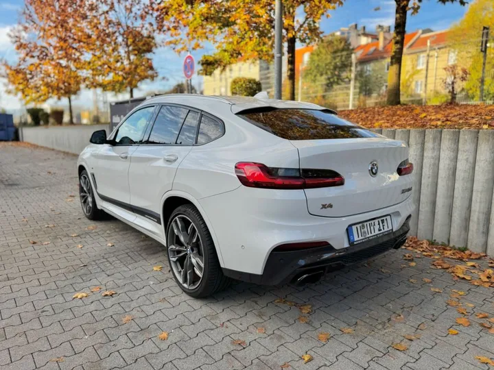 BMW X4 M40