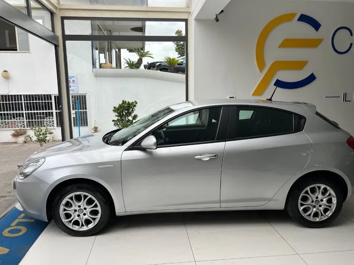 Alfa Romeo Giulietta