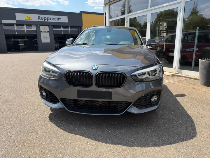 BMW 118