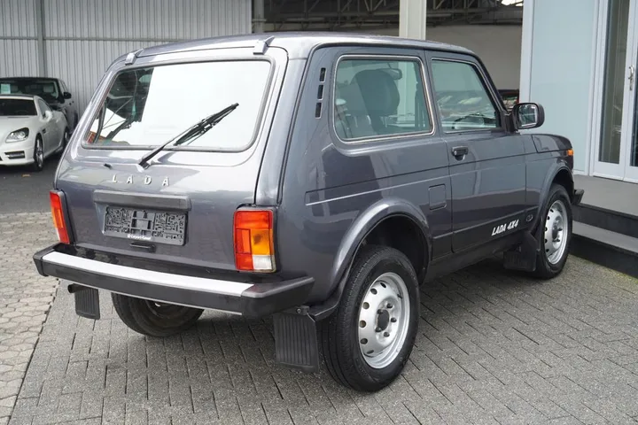 Lada Taiga