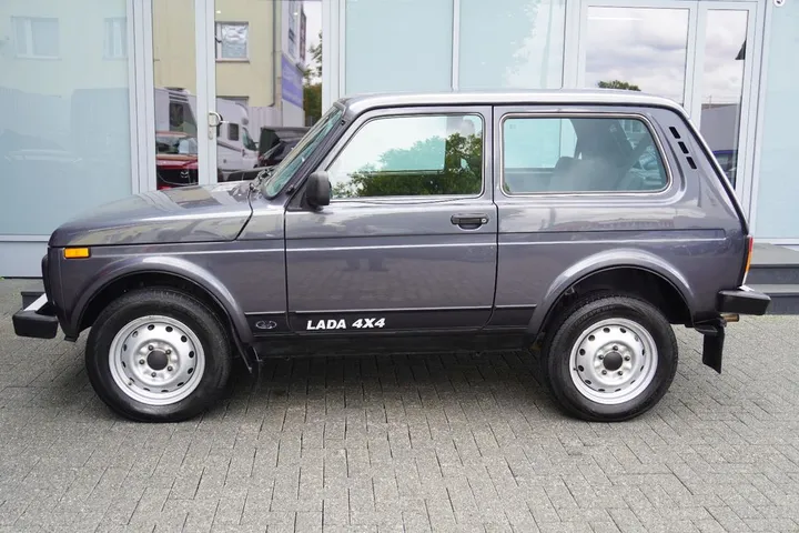 Lada Taiga
