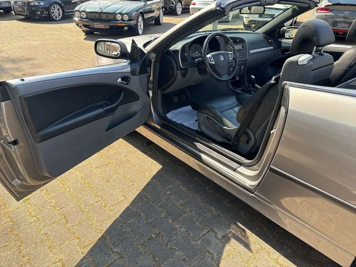 Saab 9-3