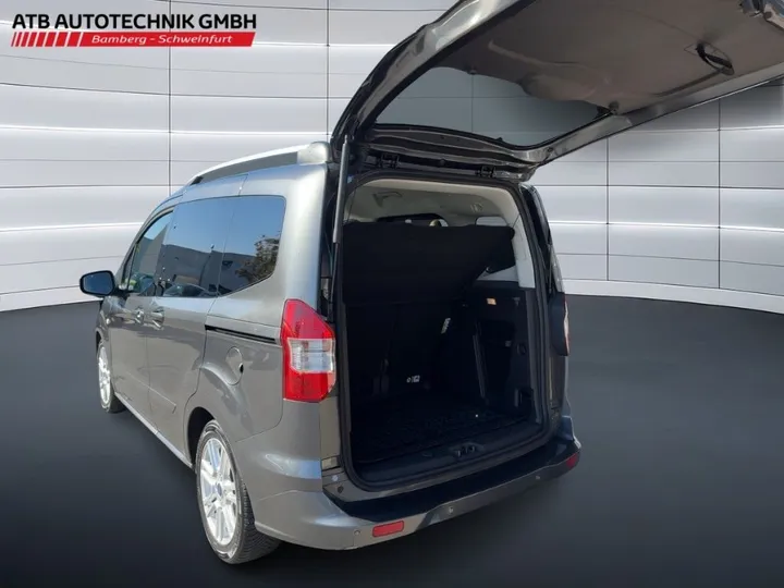 Ford Tourneo Courier