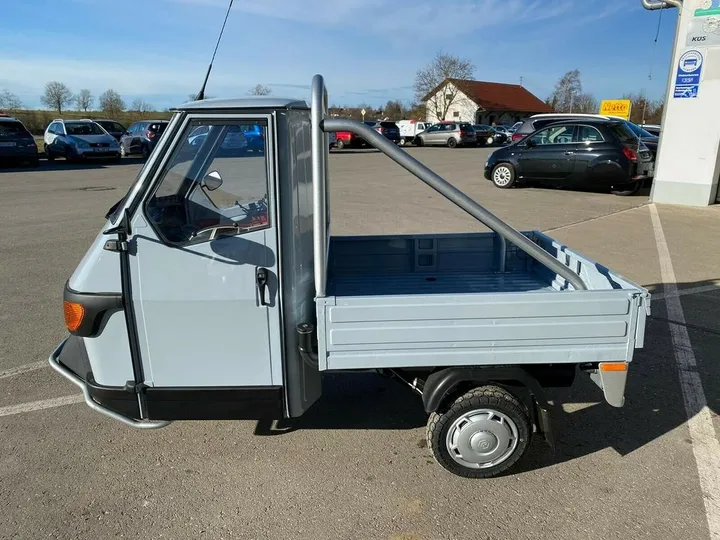 Piaggio APE