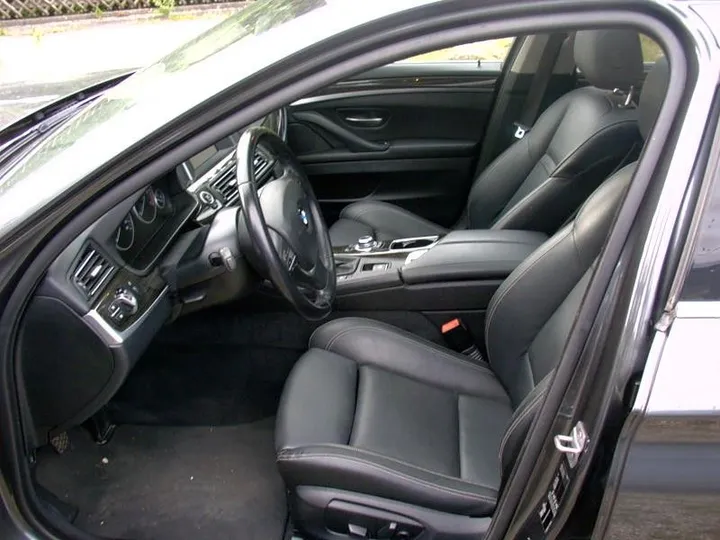 BMW 525