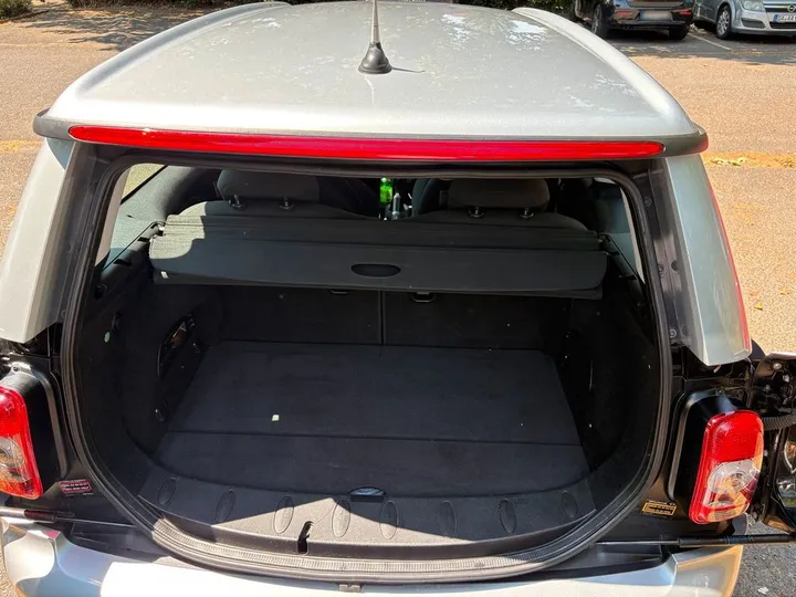 MINI Cooper Clubman