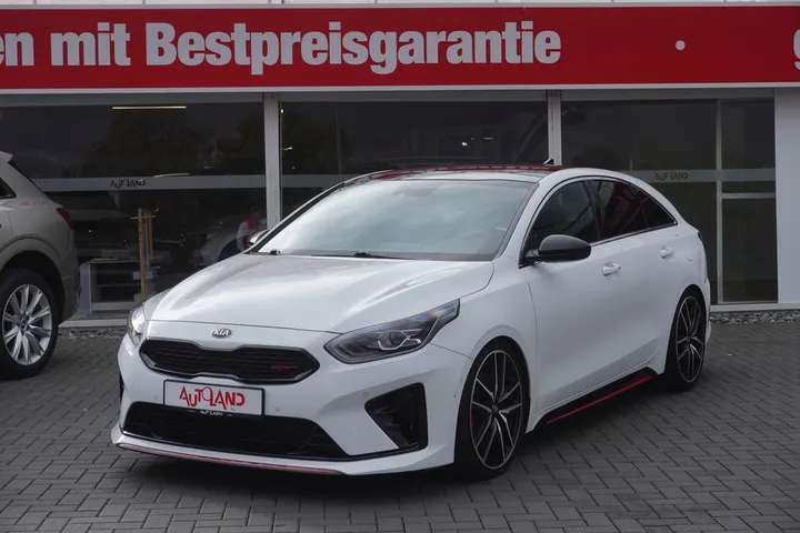 Kia pro cee'd / ProCeed