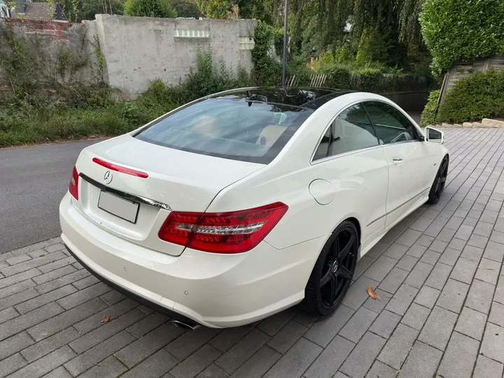 Mercedes-Benz E 350