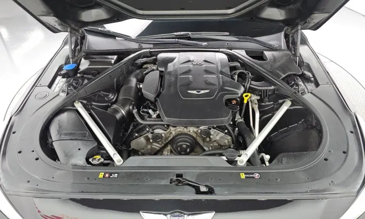 Genesis EQ900