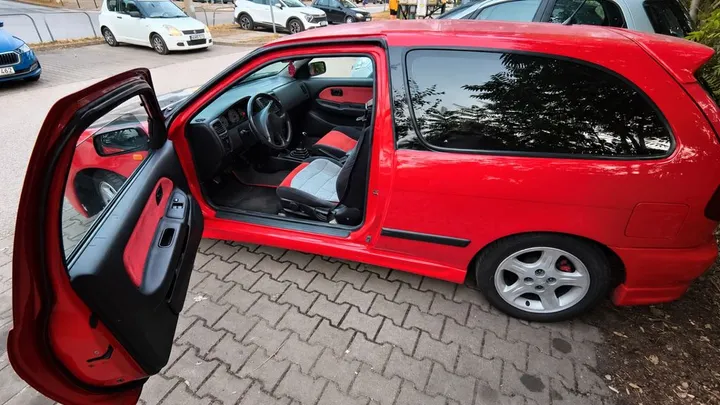 Nissan Almera