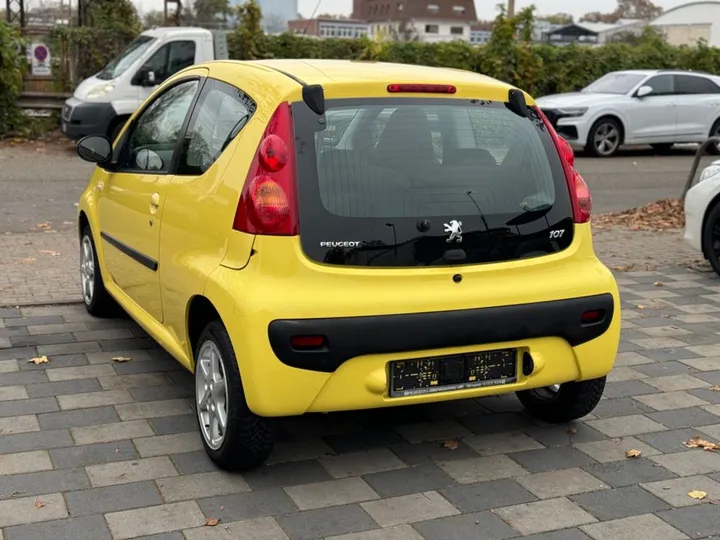 Peugeot 107