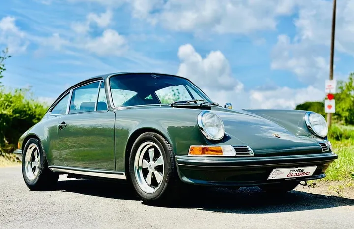 Porsche 911