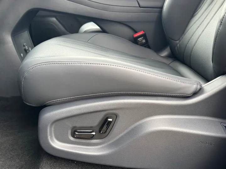 Geely Starray EM-i