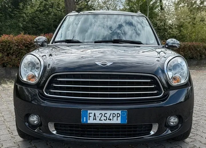 MINI Countryman D (Cooper)