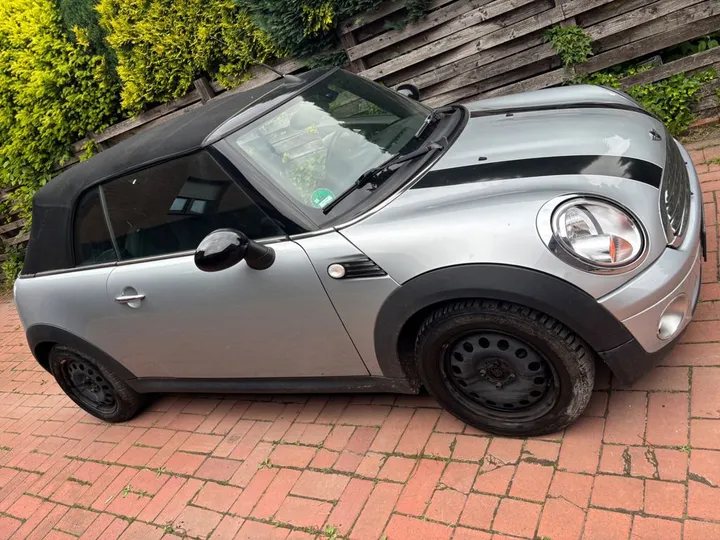 MINI Cooper Cabrio