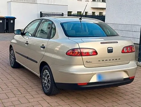 Seat Cordoba