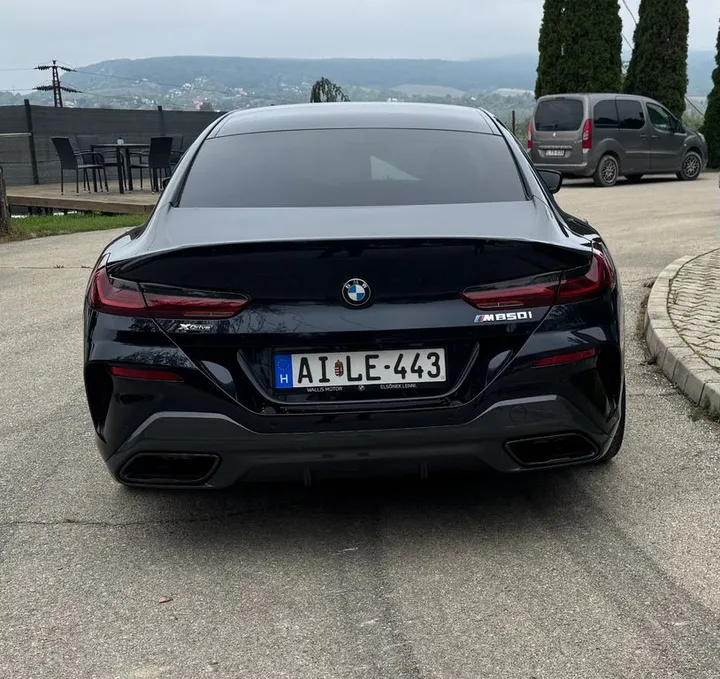 BMW M850