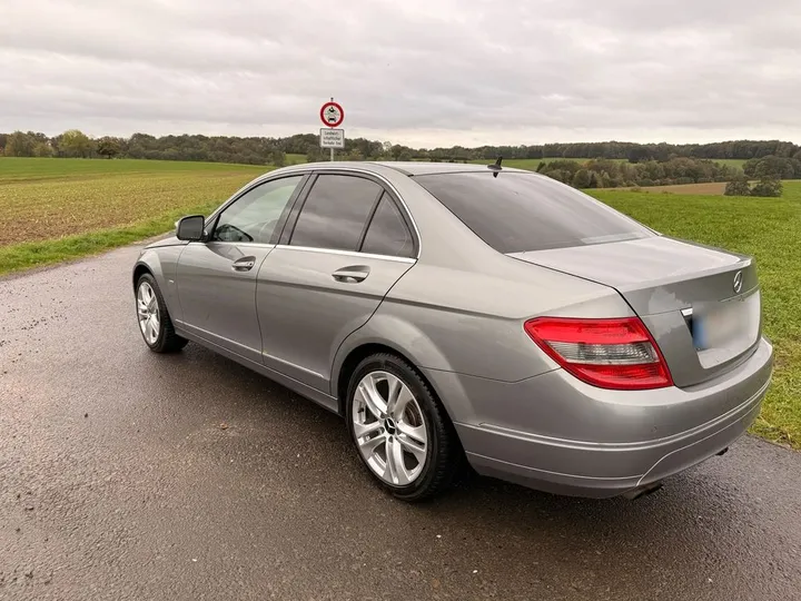 Mercedes-Benz C 180