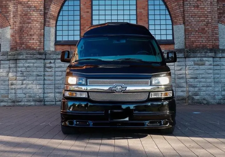 GMC Savana