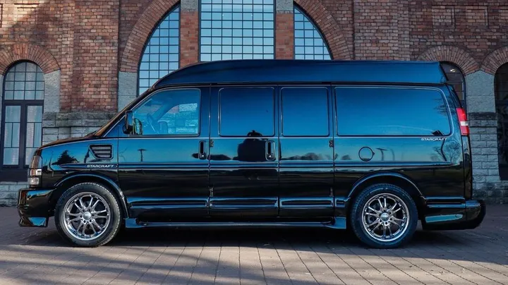 GMC Savana