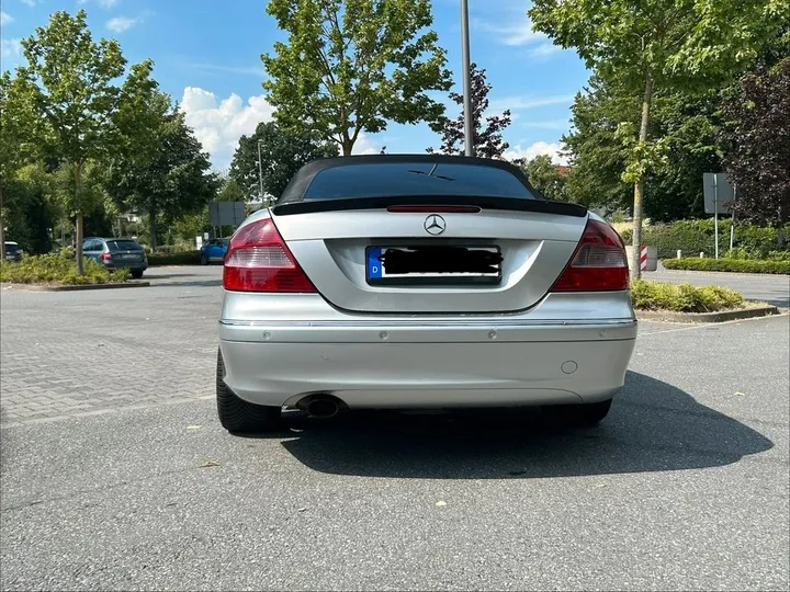 Mercedes-Benz CLK 200