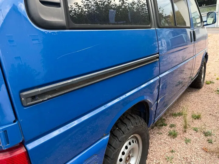 Volkswagen T4 Caravelle