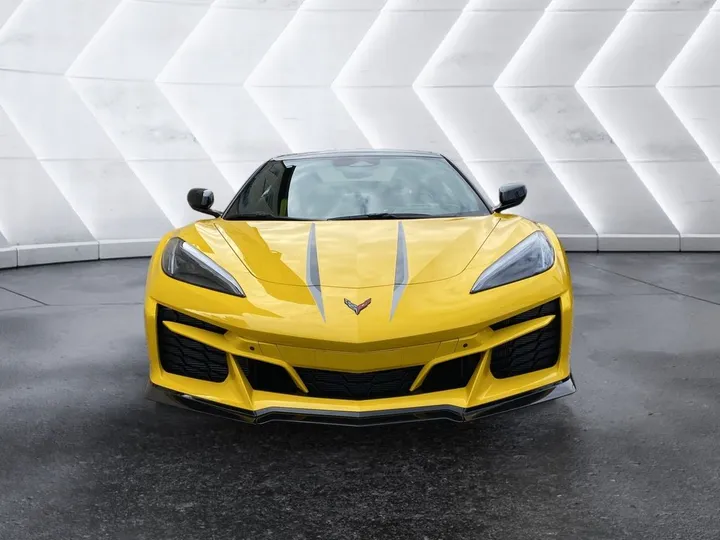 Corvette C8