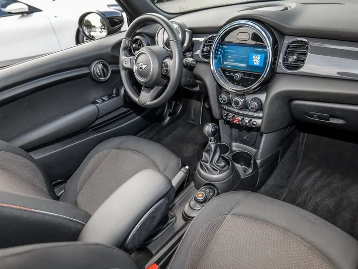 MINI One Cabrio
