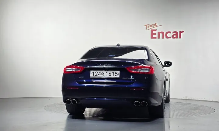 Maserati Quattroporte