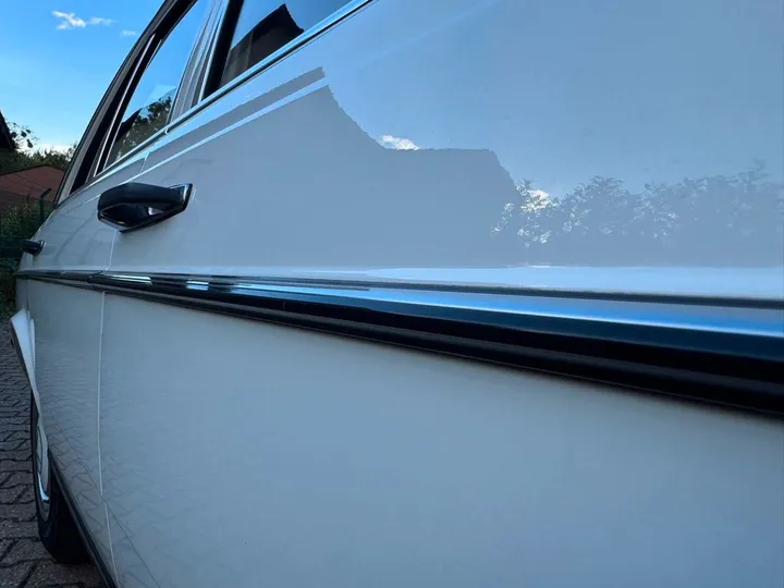 Mercedes-Benz 200