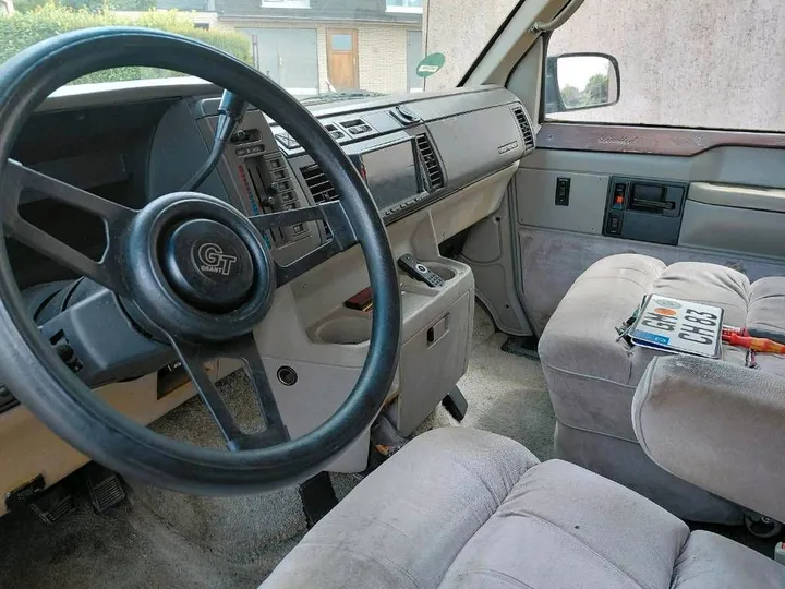 Chevrolet Chevy Van