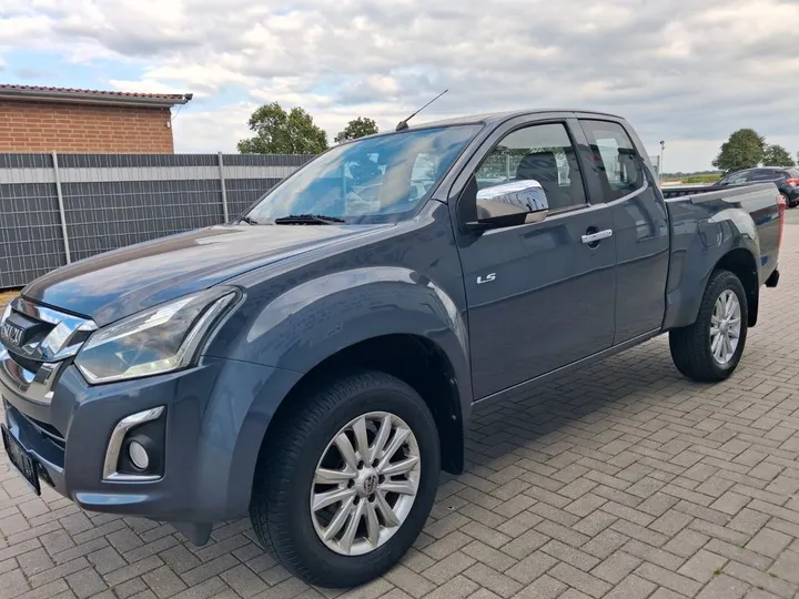 Isuzu D-Max