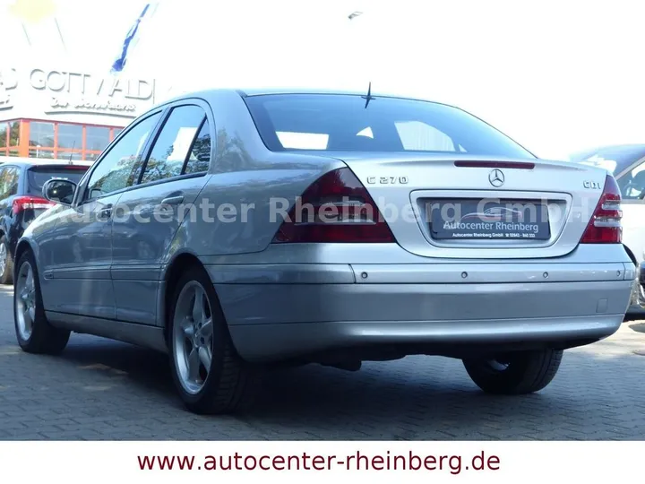 Mercedes-Benz C 270