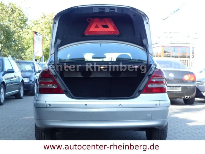 Mercedes-Benz C 270
