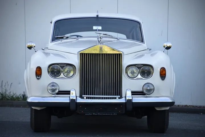 Rolls-Royce Silver Cloud